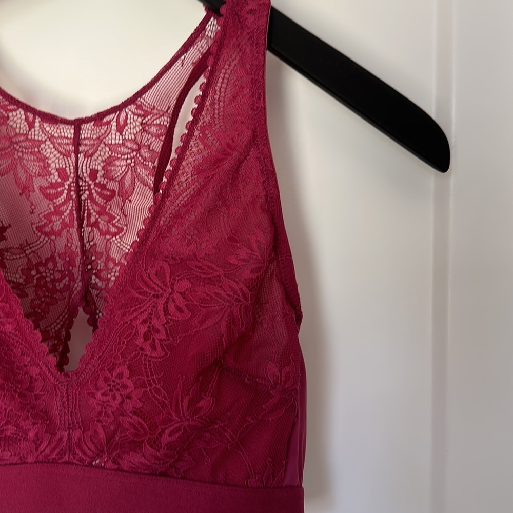Comfort Revolution® Scallop Lace Racerback Wirefree Bralette Large Pomegranate